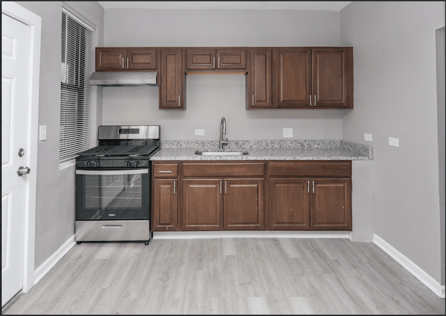 Chicago Apartment: 4200 W Washington Blvd