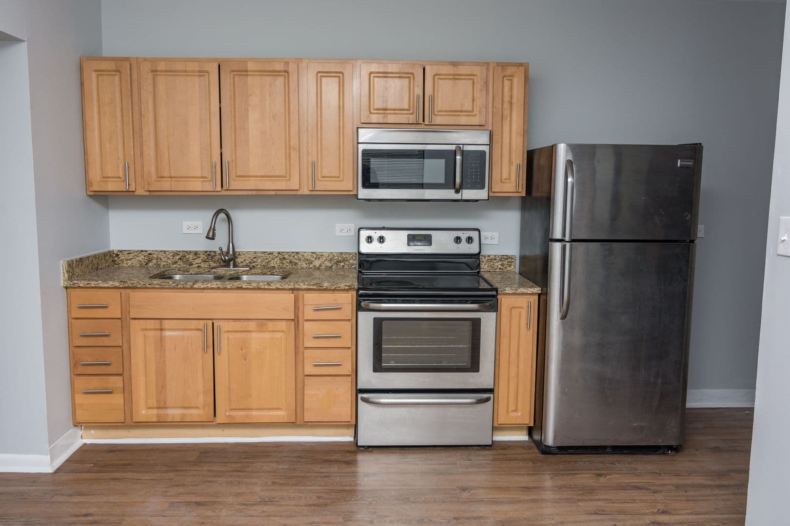Chicago Apartment: 7836 S. South Shore Dr