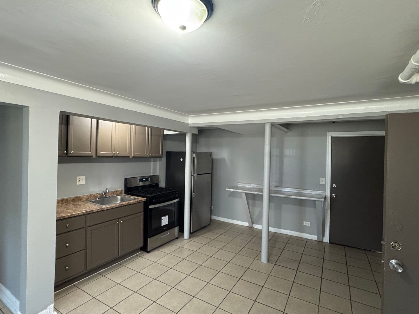 Chicago Apartment: 8055-59 S Merrill Ave