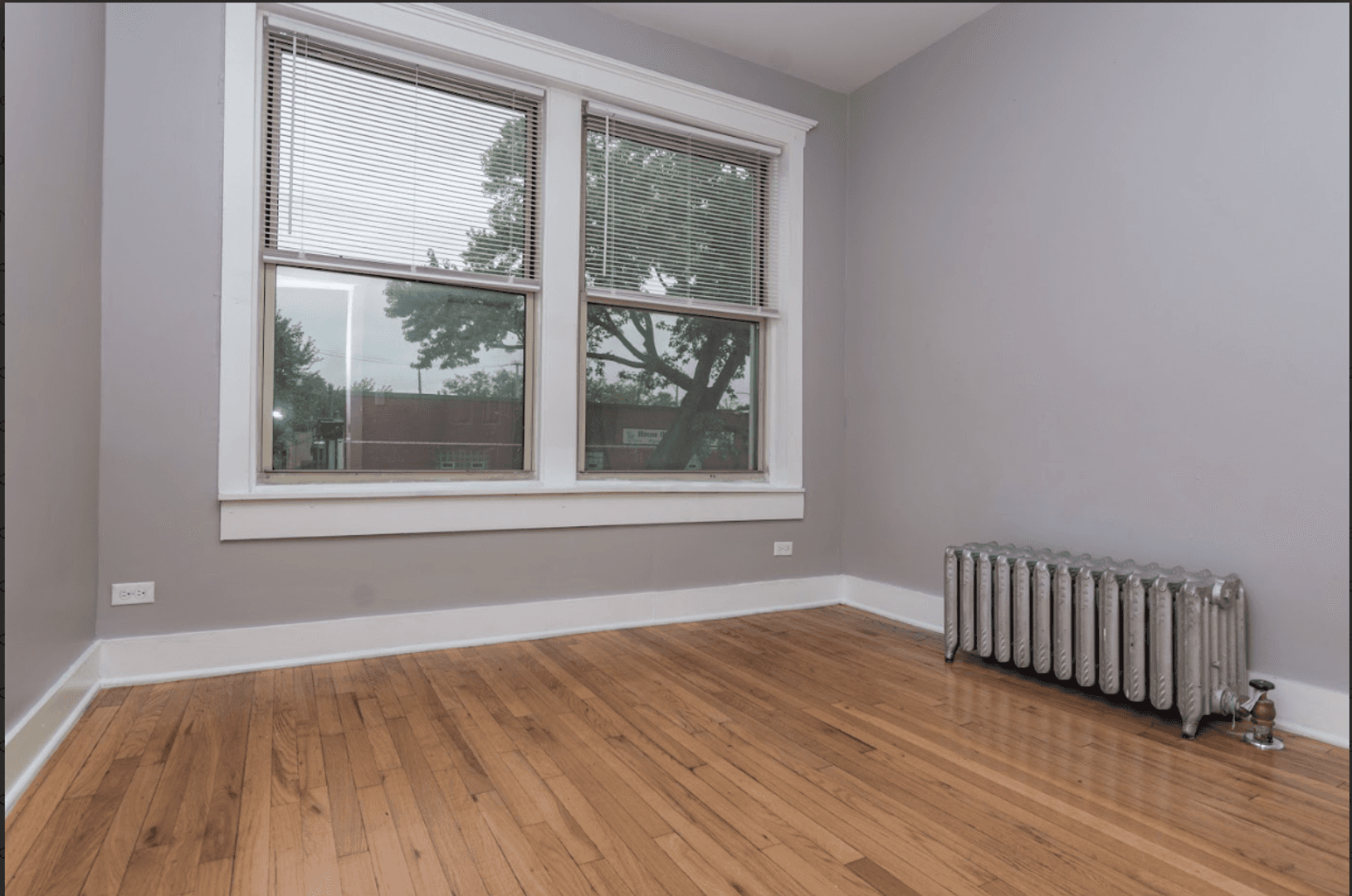 Chicago Apartment: 6901 S Prairie Ave