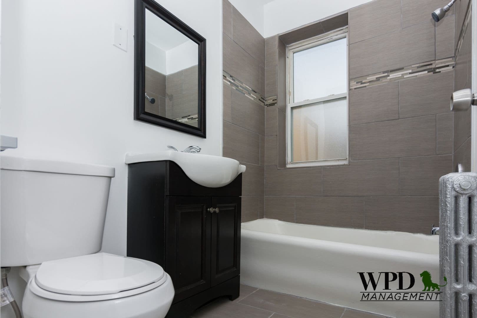 Chicago Apartment: 7431 S Eggleston Ave