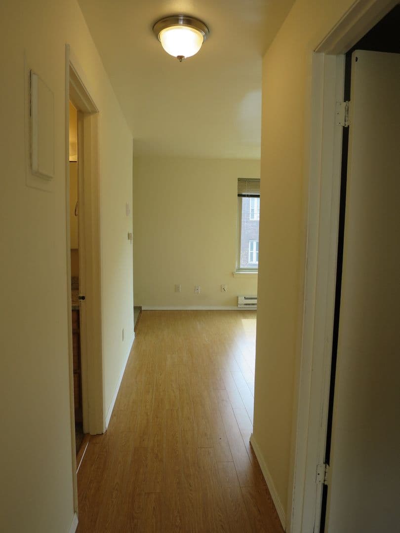 Seattle Apartment: 400 E Denny Way