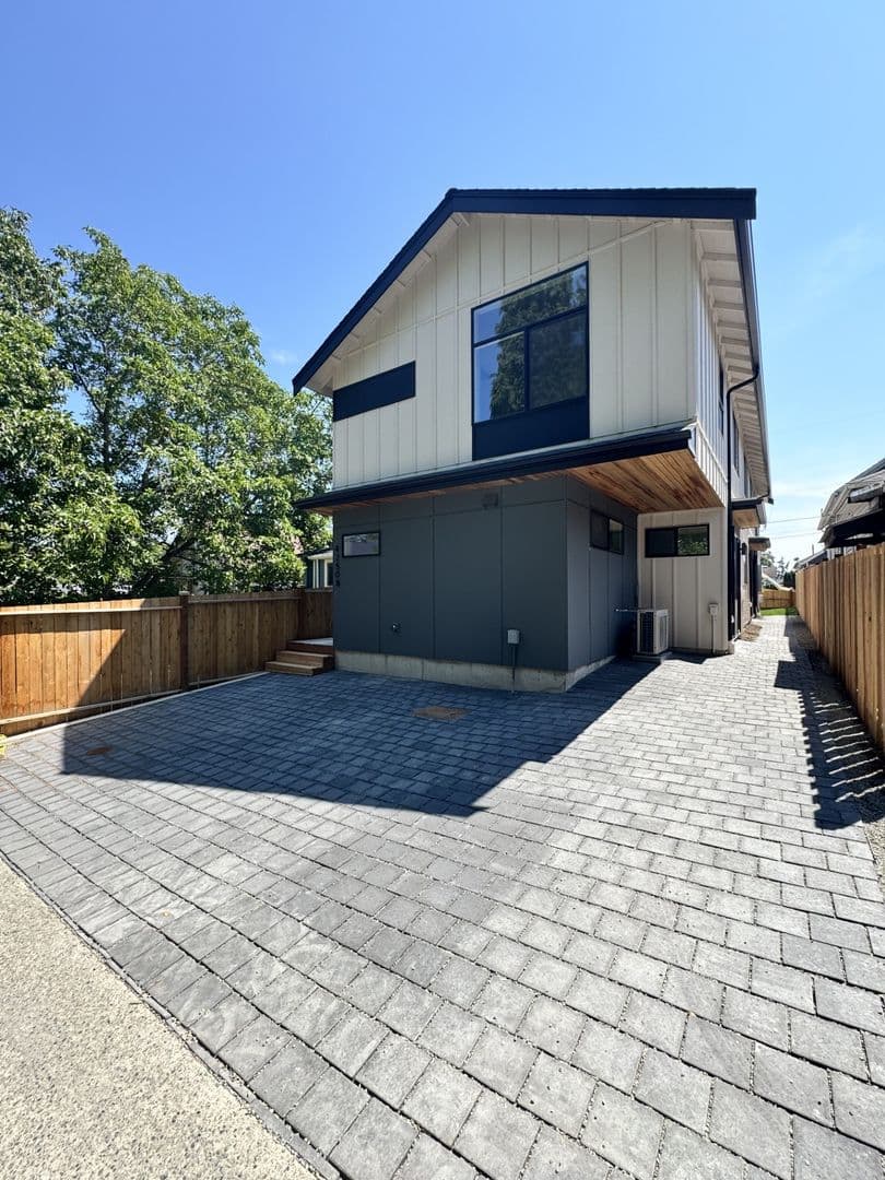 Seattle Townhome: 4250 S Juneau St, #B
