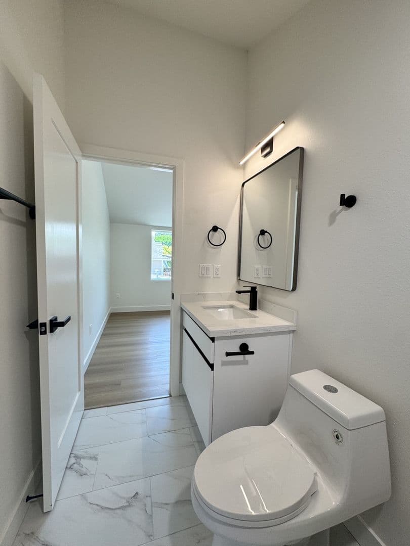 Seattle Townhome: 4250 S Juneau St, #B