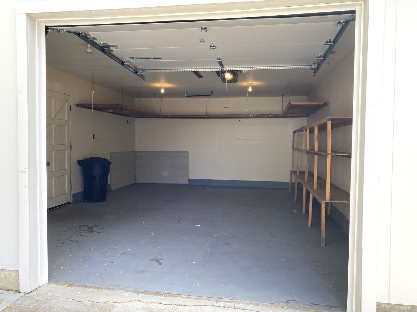 The Dalles House: 1222 E 8th St