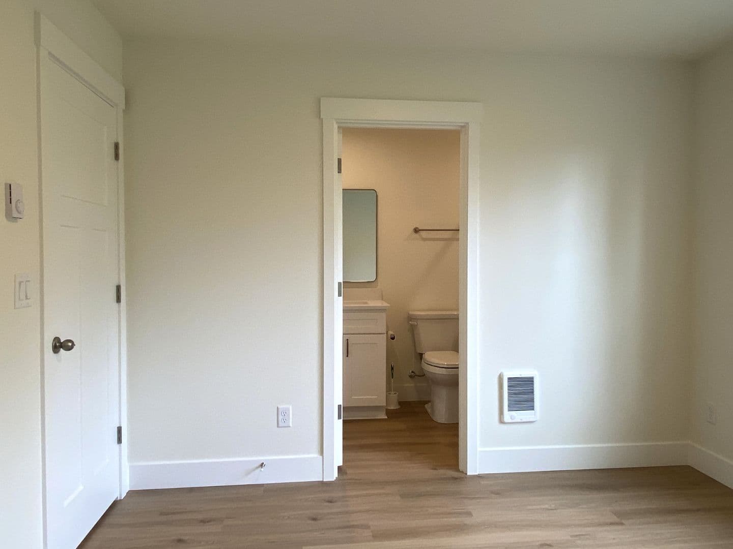 Carson House: 331 Glur Rd