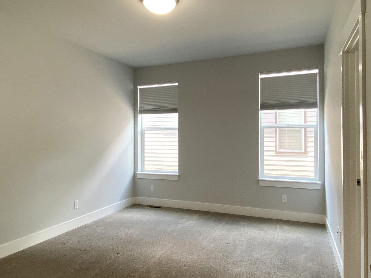 Hood River House: 1328 Wasco St.