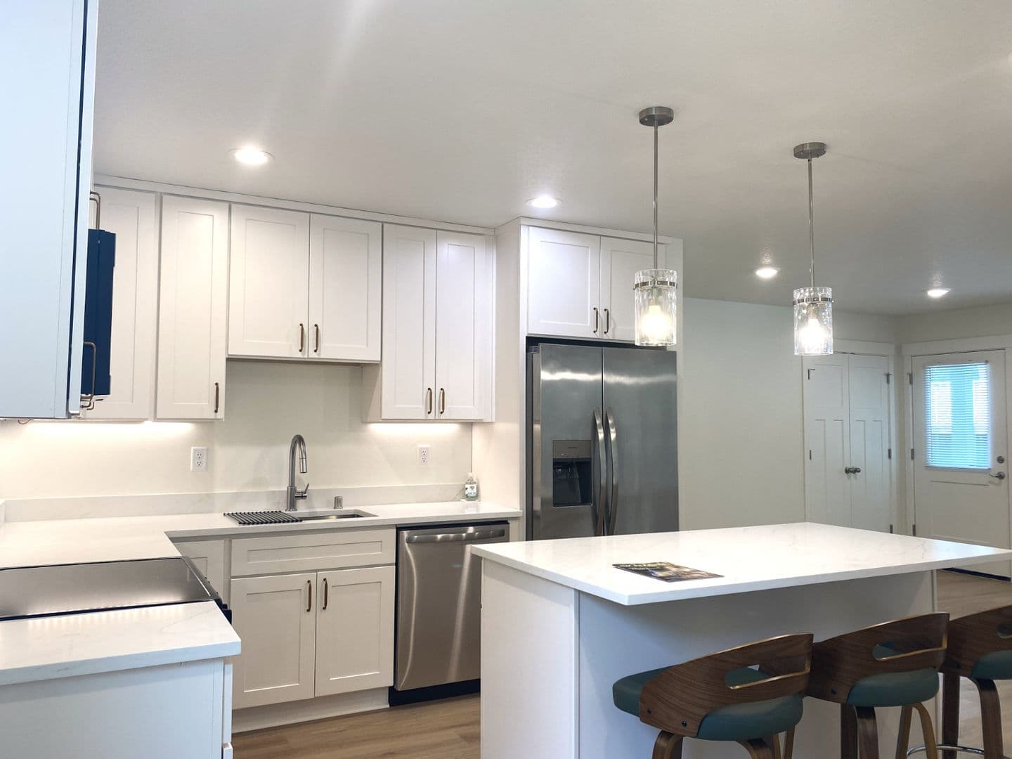Carson House: 331 Glur Rd
