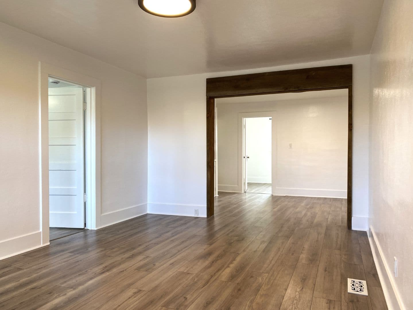 The Dalles House: 1222 E 8th St