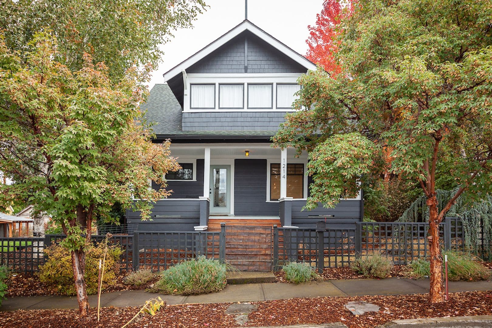 The Dalles House: 1214 Laughlin St