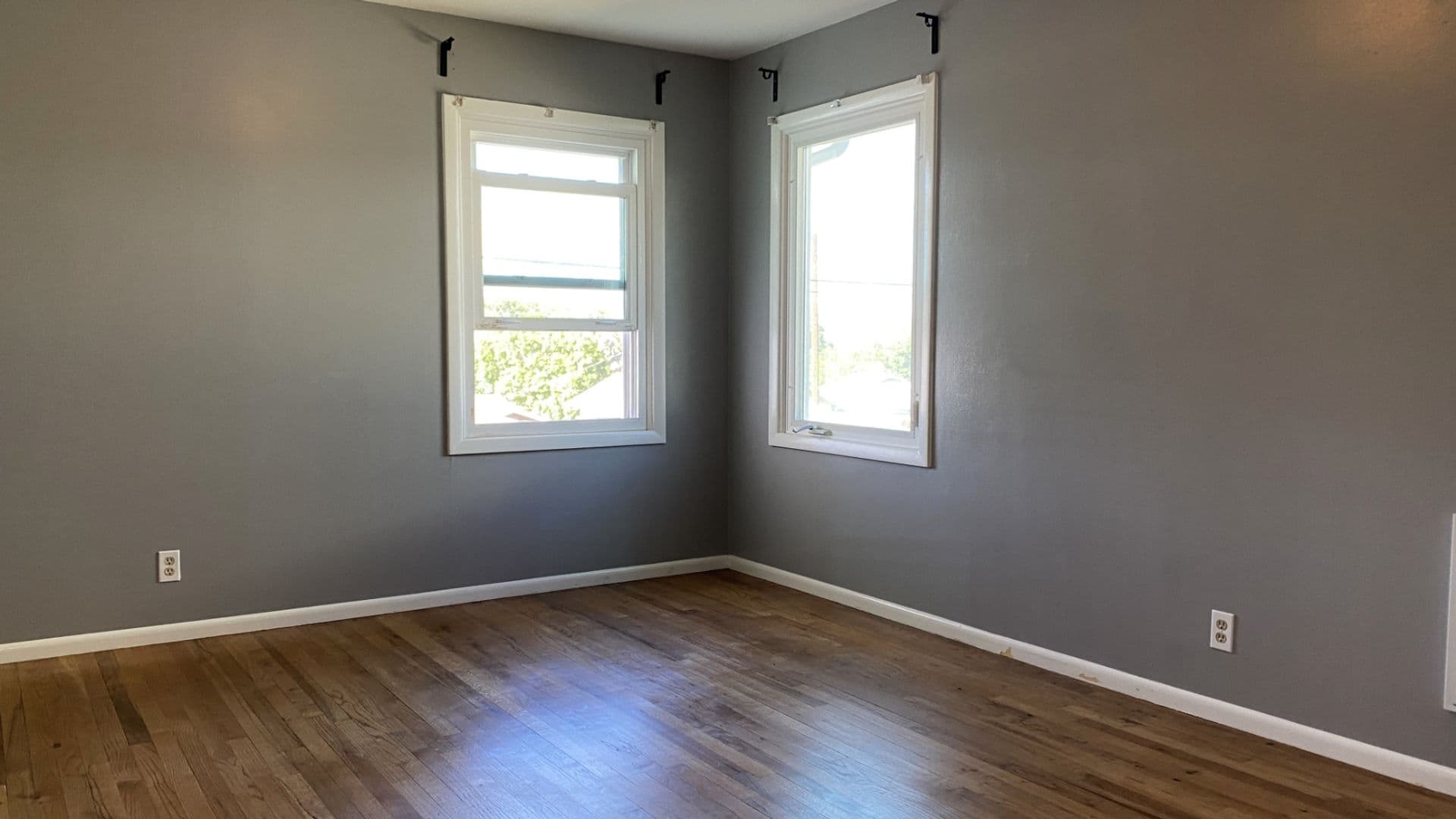 The Dalles House: 716 E 14th St