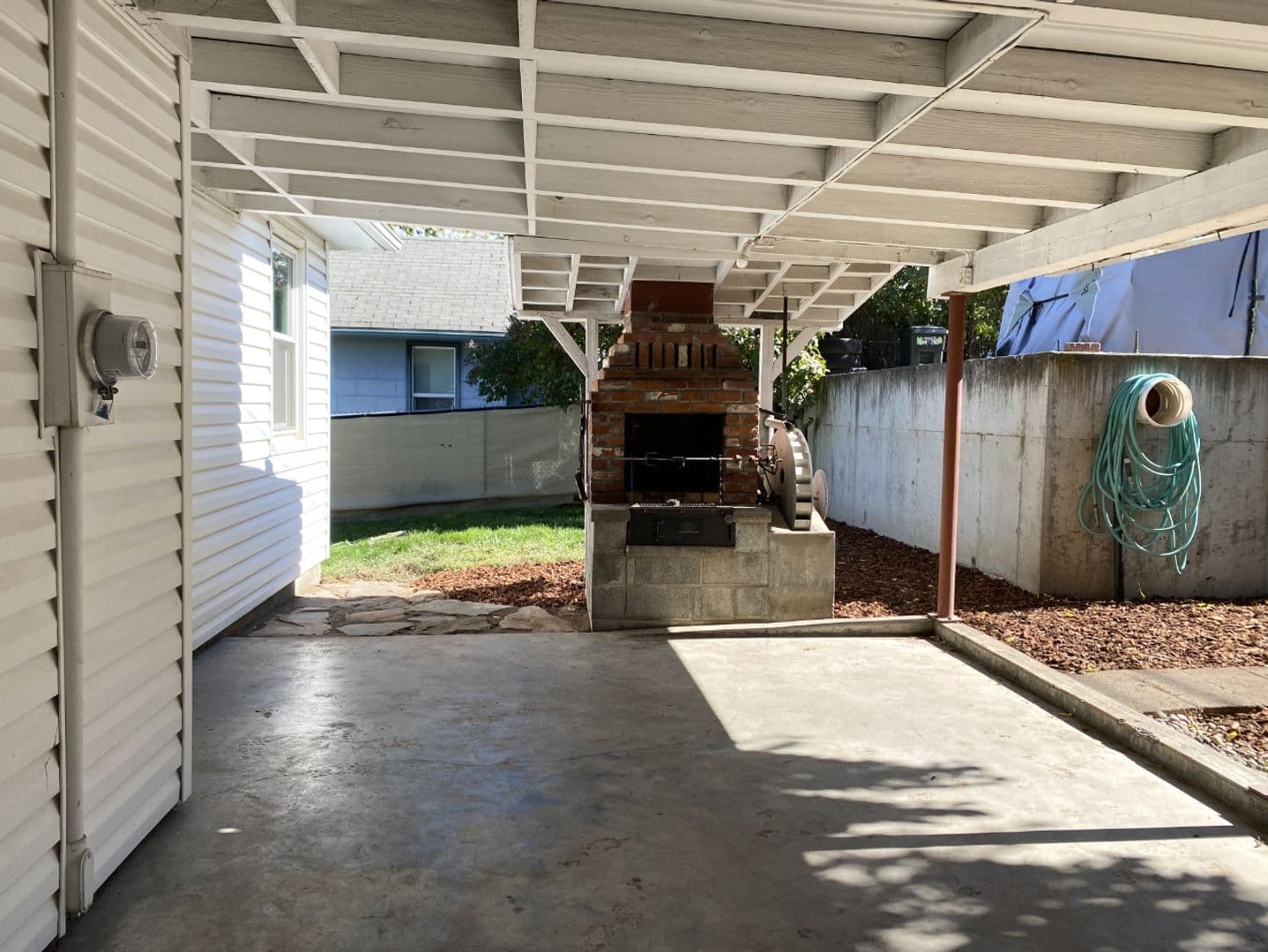 The Dalles House: 716 E 14th St