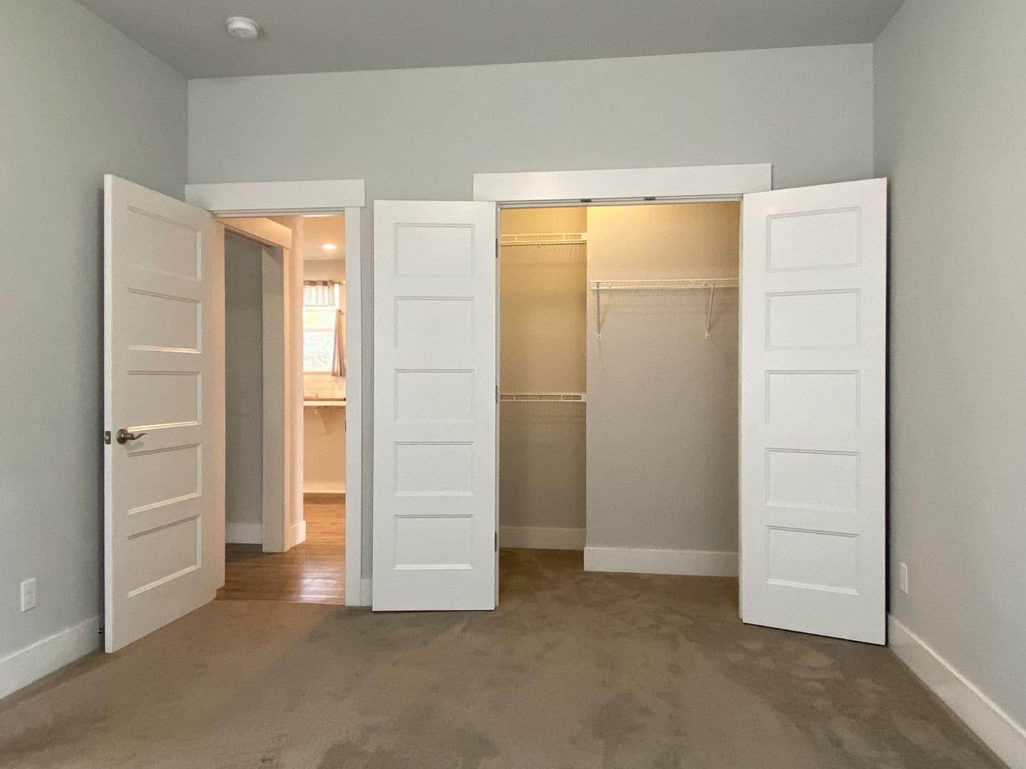 Hood River House: 1328 Wasco St.