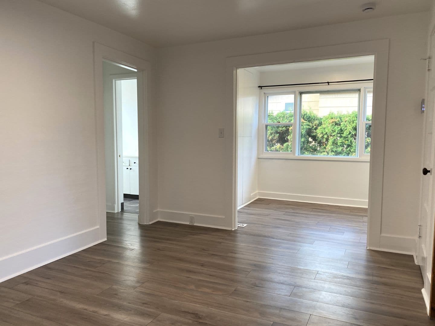 The Dalles House: 1222 E 8th St