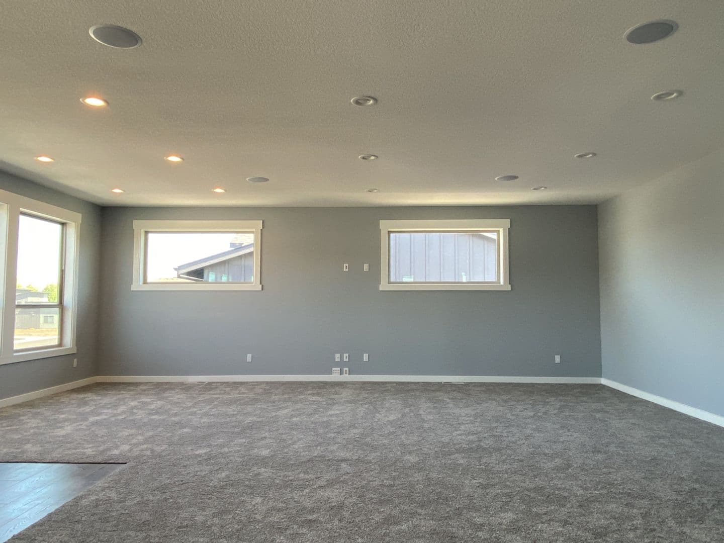 The Dalles House: 112 Southshore Ave