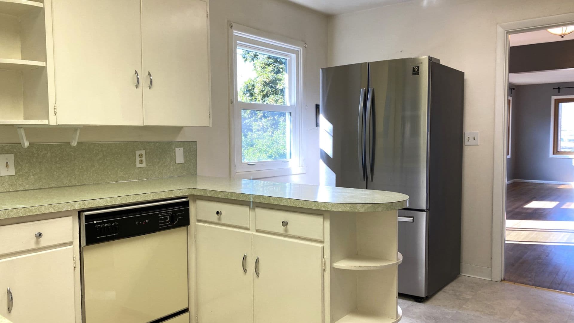 The Dalles House: 716 E 14th St