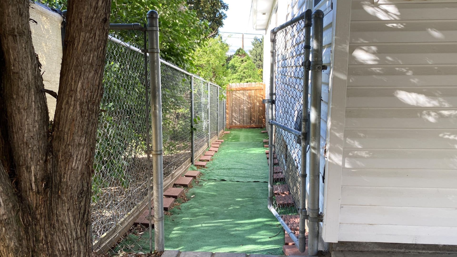 The Dalles House: 716 E 14th St
