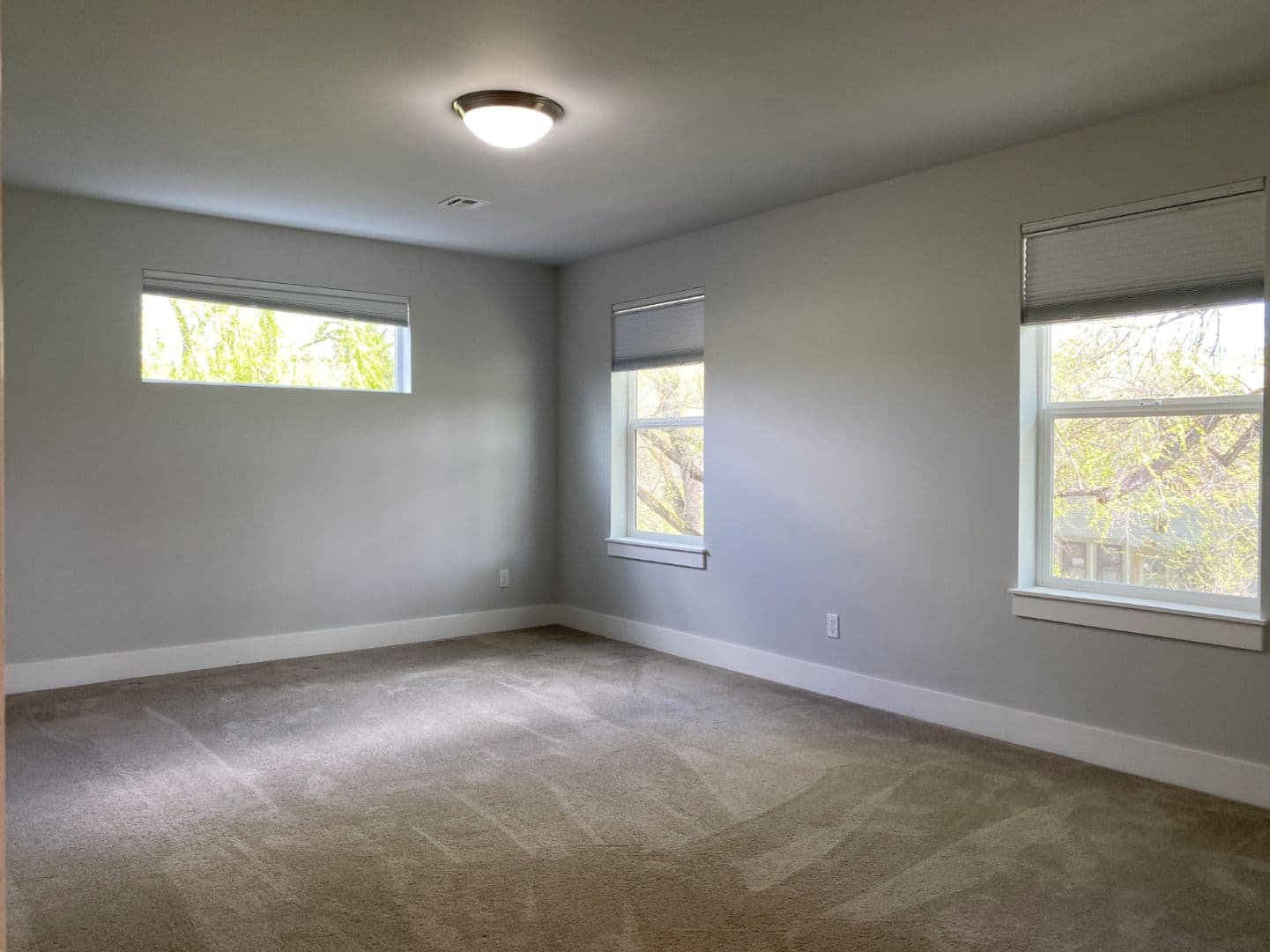 Hood River House: 1328 Wasco St.