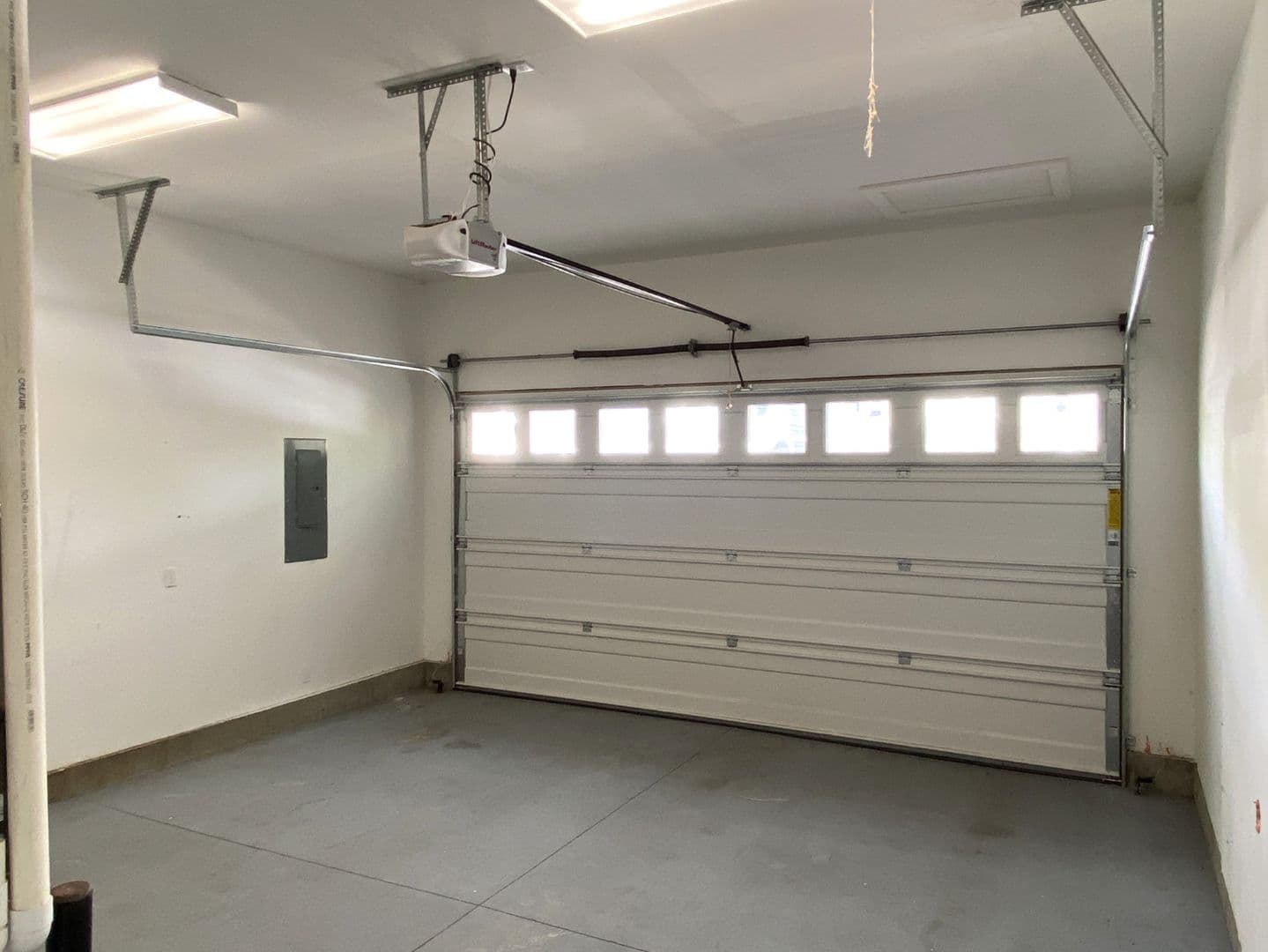 Hood River House: 1328 Wasco St.