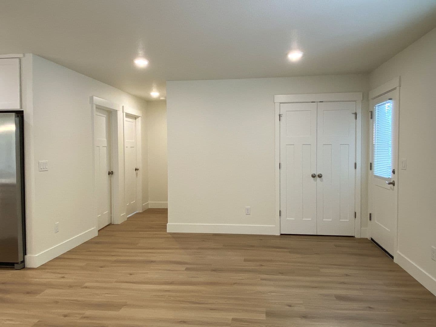 Carson House: 331 Glur Rd