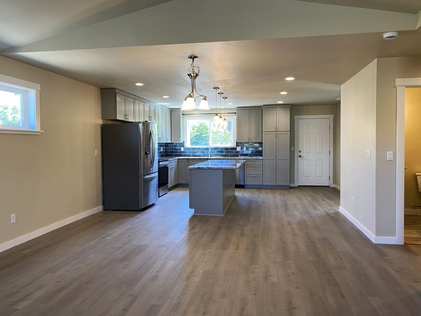 Dallesport House: 326 Lolly Lane