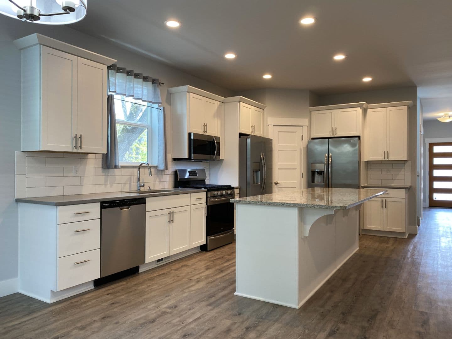 Hood River House: 1328 Wasco St.