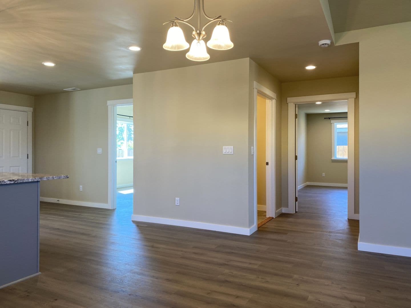 Dallesport House: 326 Lolly Lane
