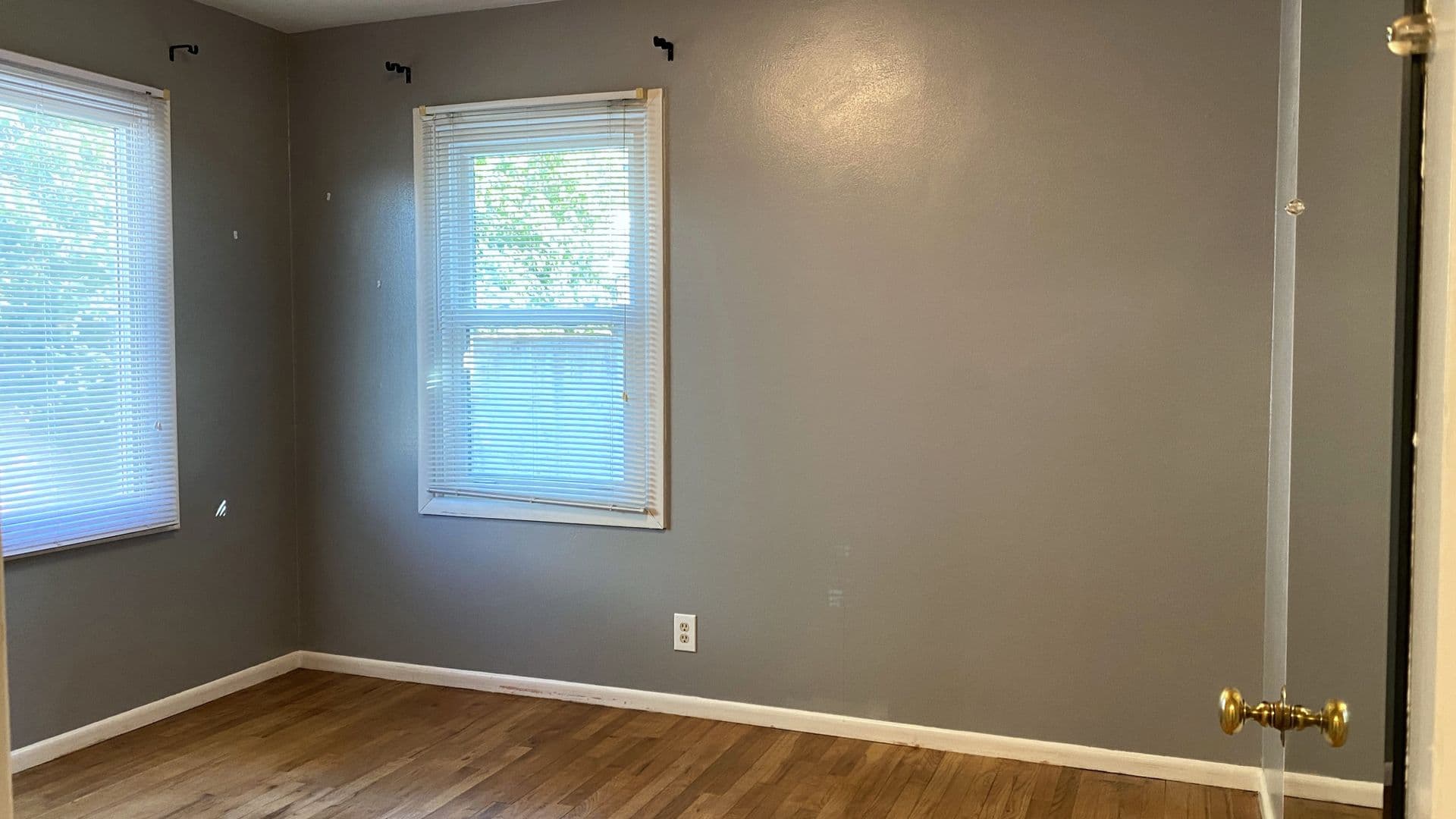 The Dalles House: 716 E 14th St