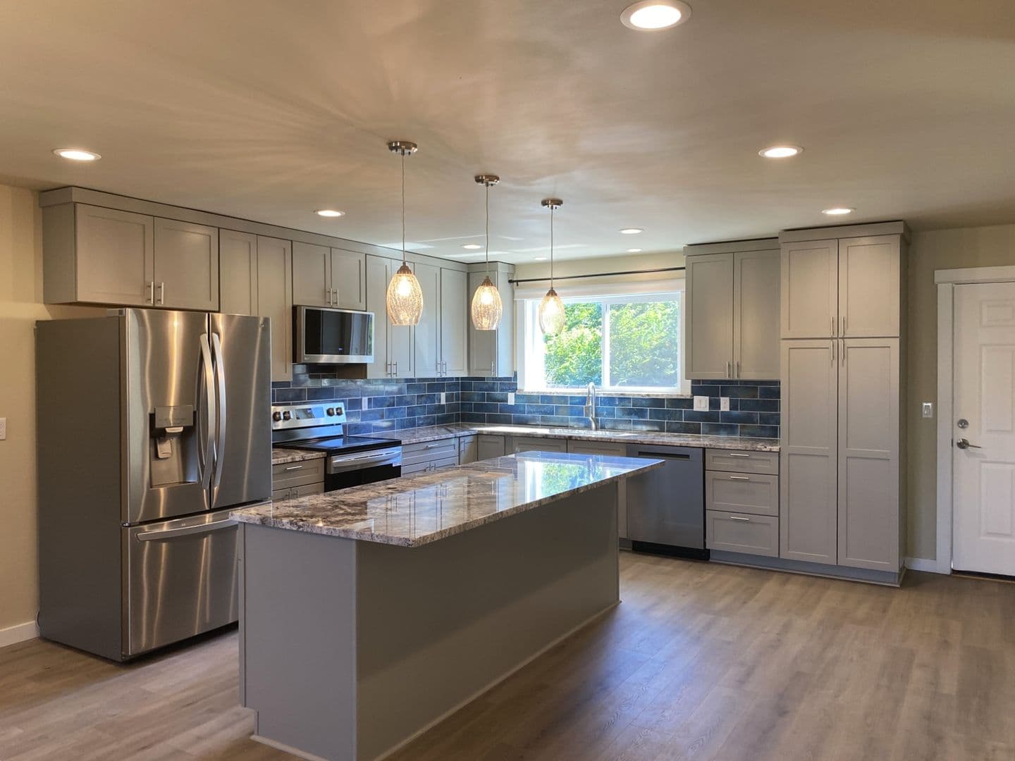 Dallesport House: 326 Lolly Lane