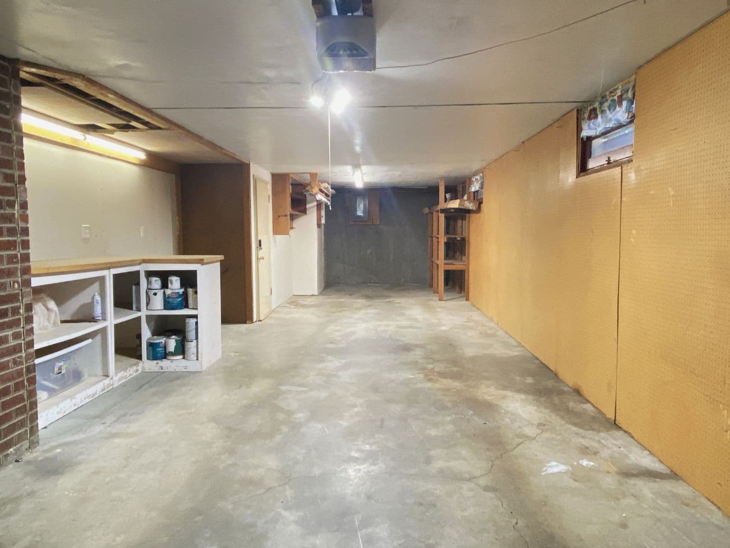 The Dalles House: 716 E 14th St