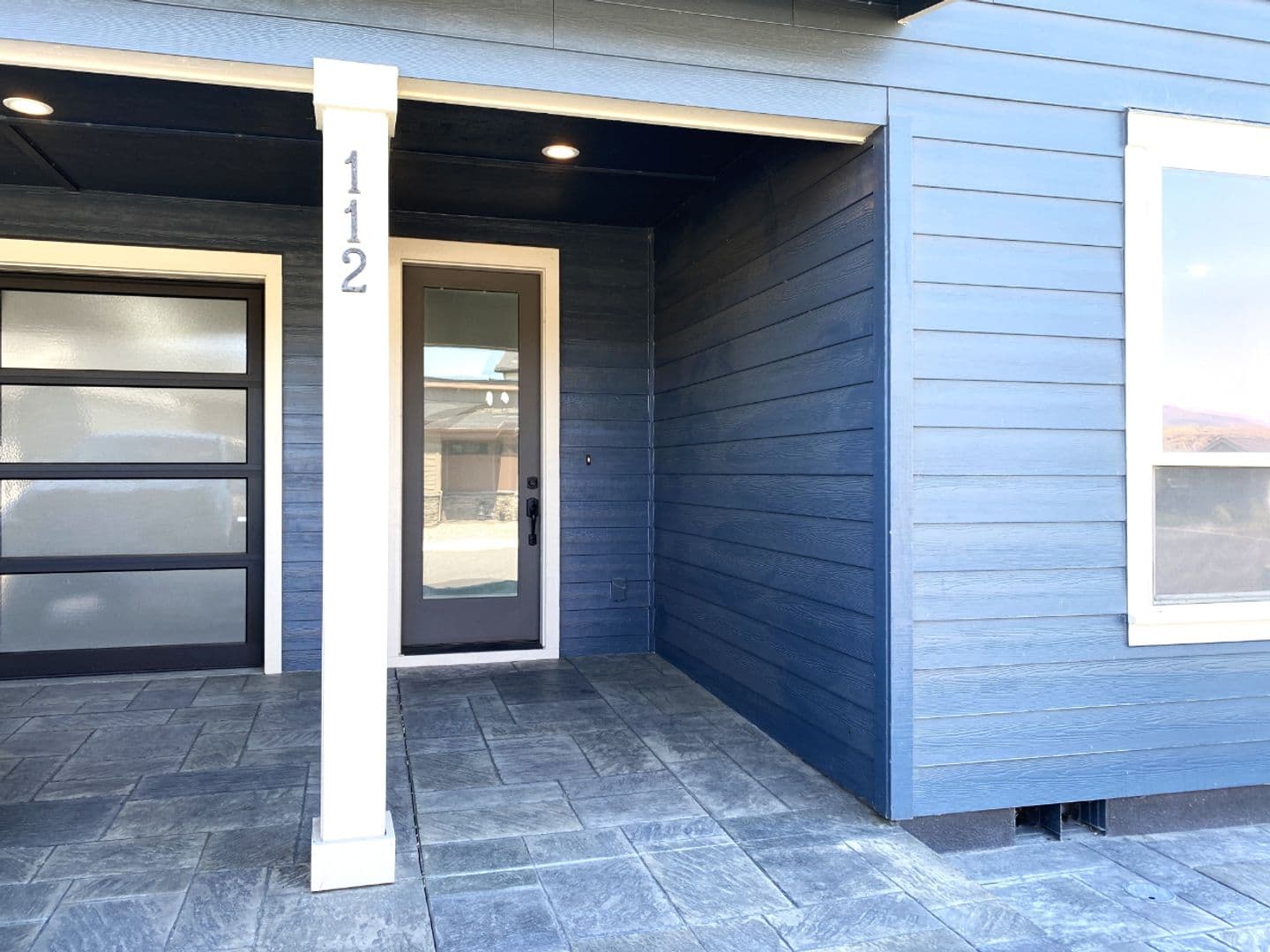 The Dalles House: 112 Southshore Ave