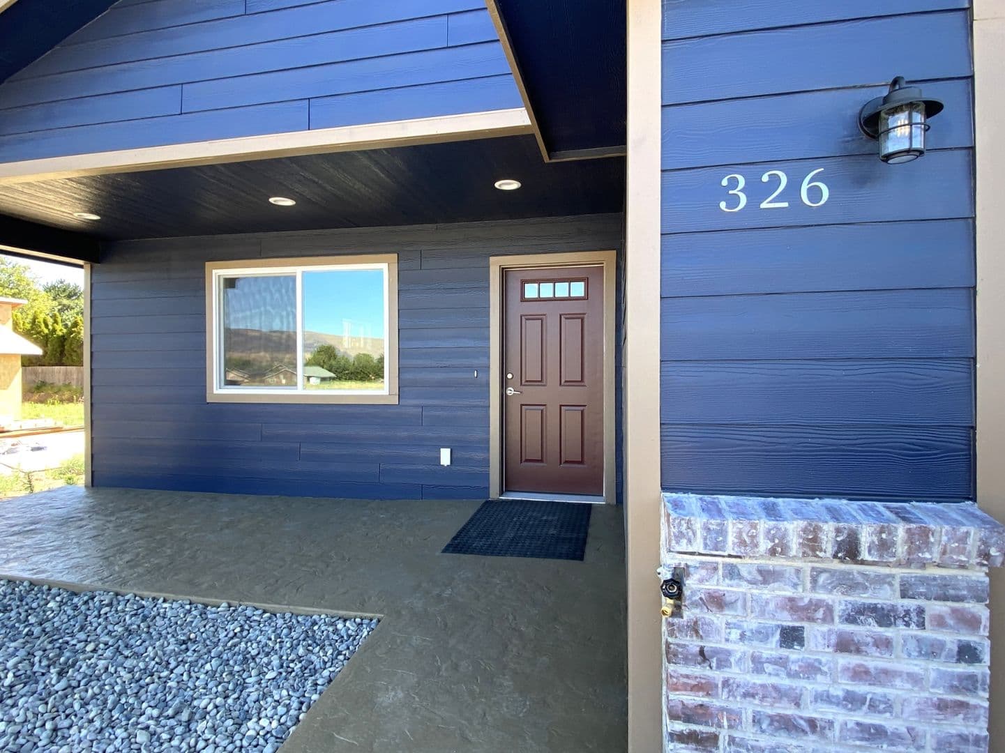 Dallesport House: 326 Lolly Lane