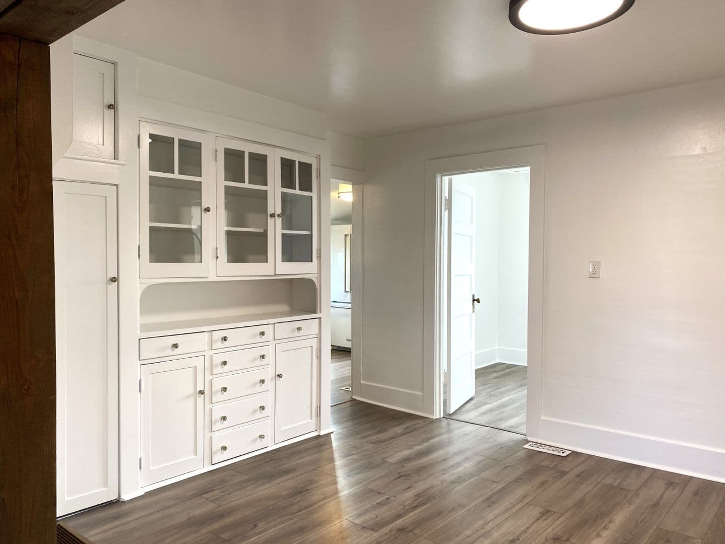 The Dalles House: 1222 E 8th St