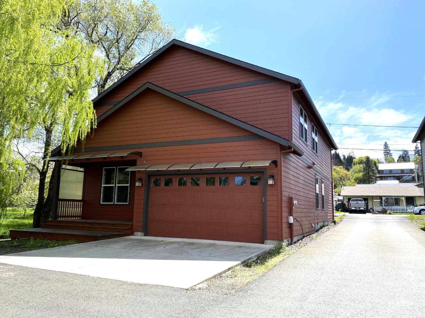 Hood River House: 1328 Wasco St.