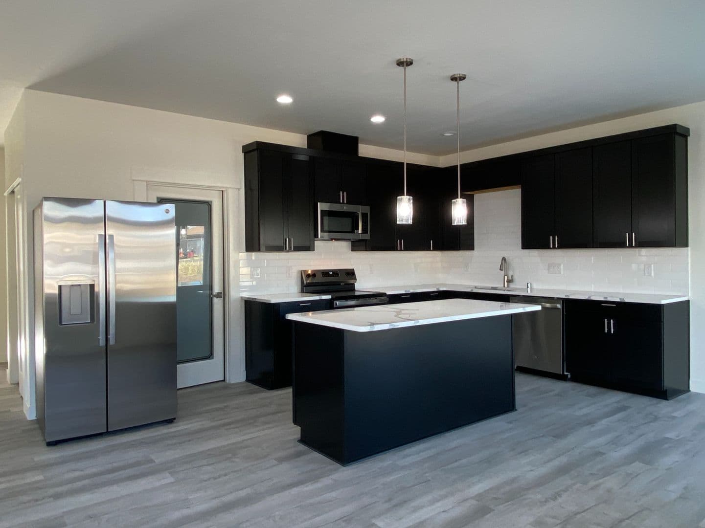 Dallesport House: 414 Lolly Lane