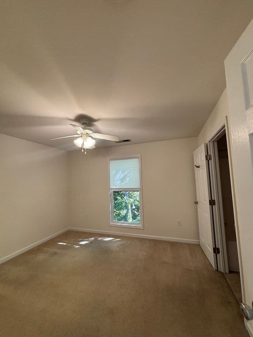 RALEIGH House: 1501-304 GRADUATE LN