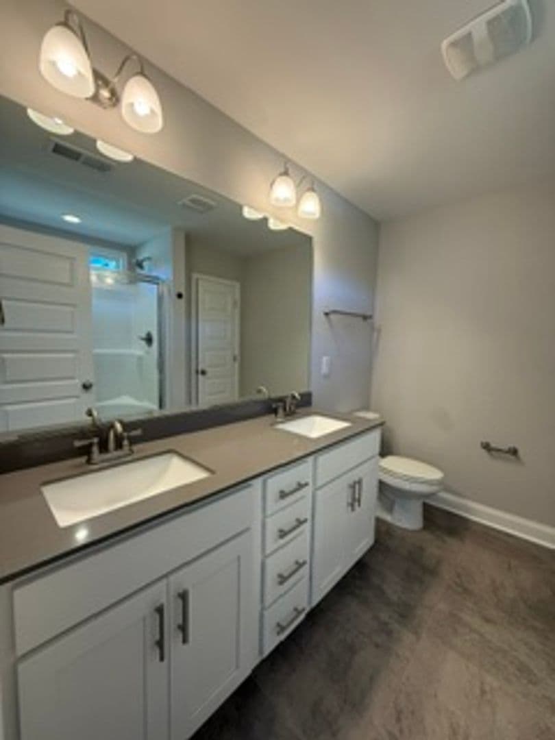 Clayton House: 59 Greenview St