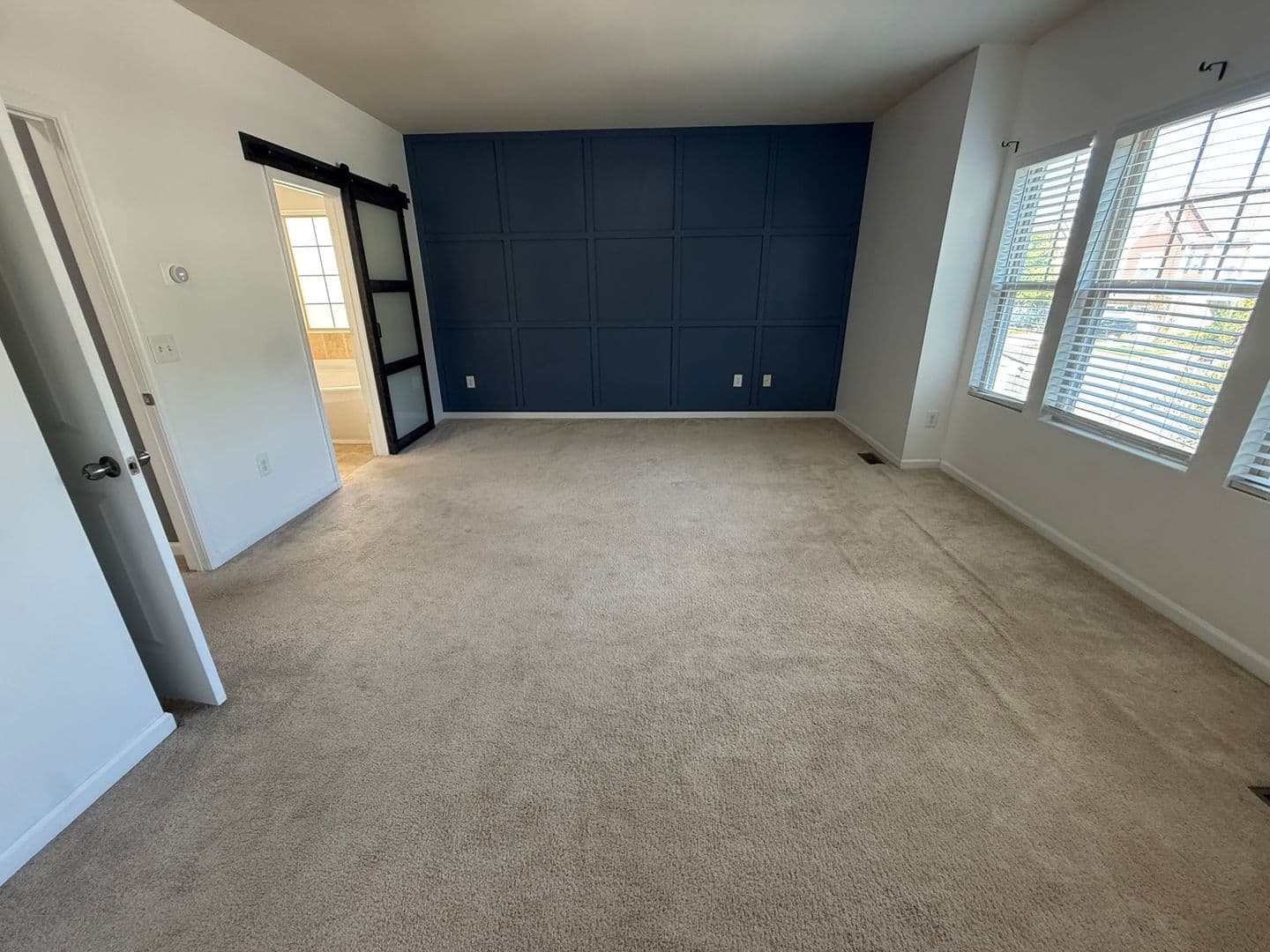 Durham House: 1052 Spacious Skies Lane