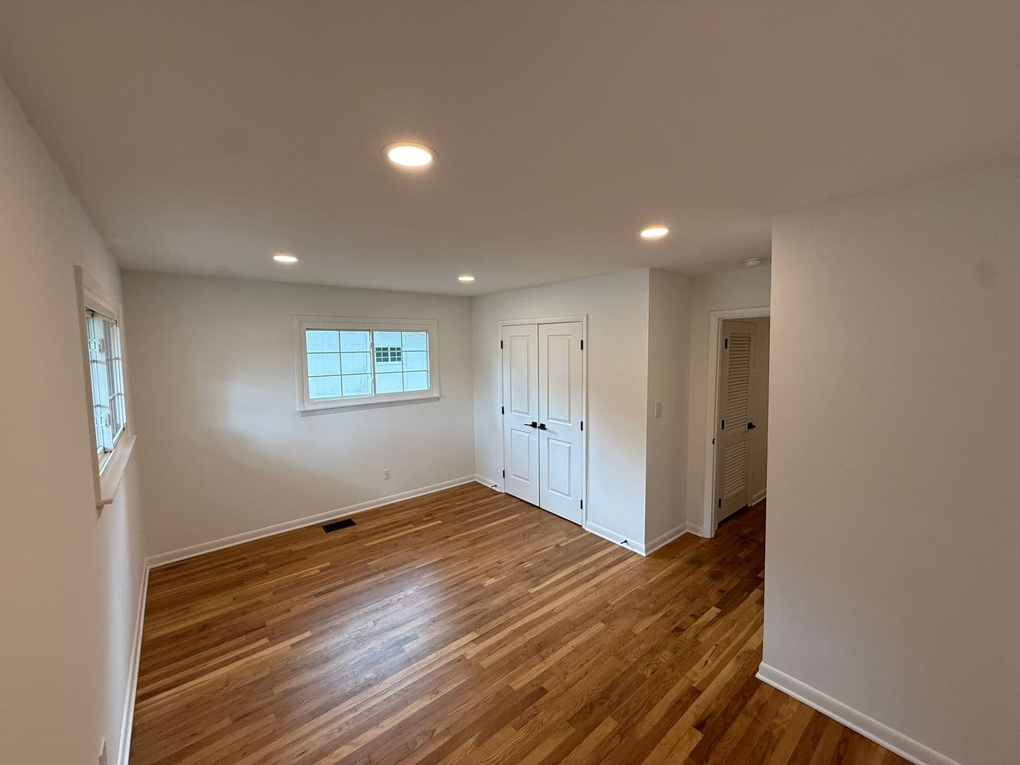Raleigh Apartment: 2609 McNeil St