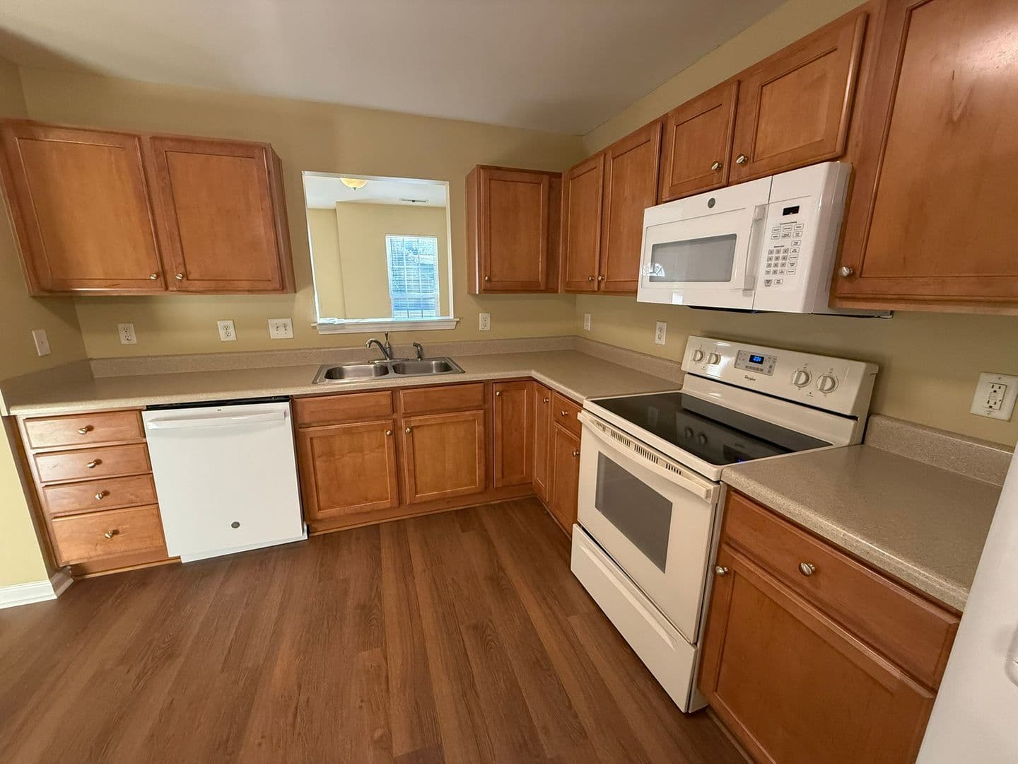 Fuquay Varina House: 1517 Essexwood Drive