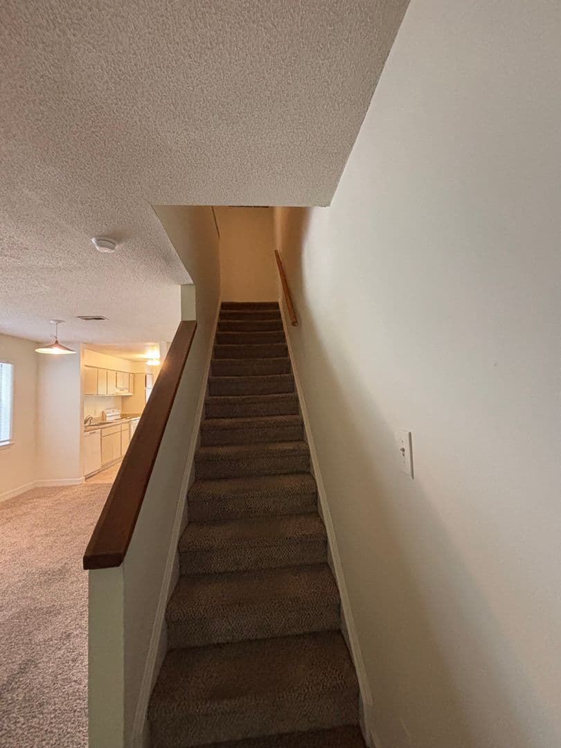 Raleigh Townhome: 2502-201 Avent Ferry Rd+
