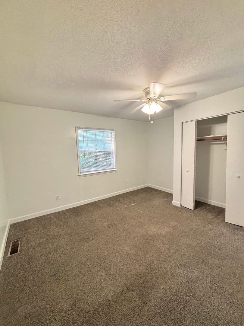 Raleigh House: 2520 Avent Ferry Rd Unit 202 - 202
