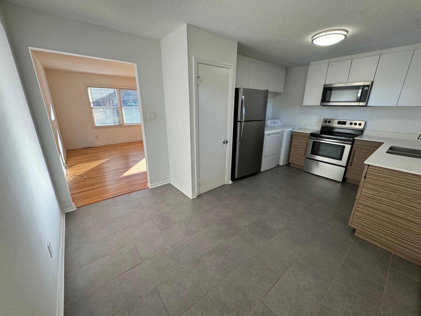 Raleigh Apartment: 3821 Lupton Circle