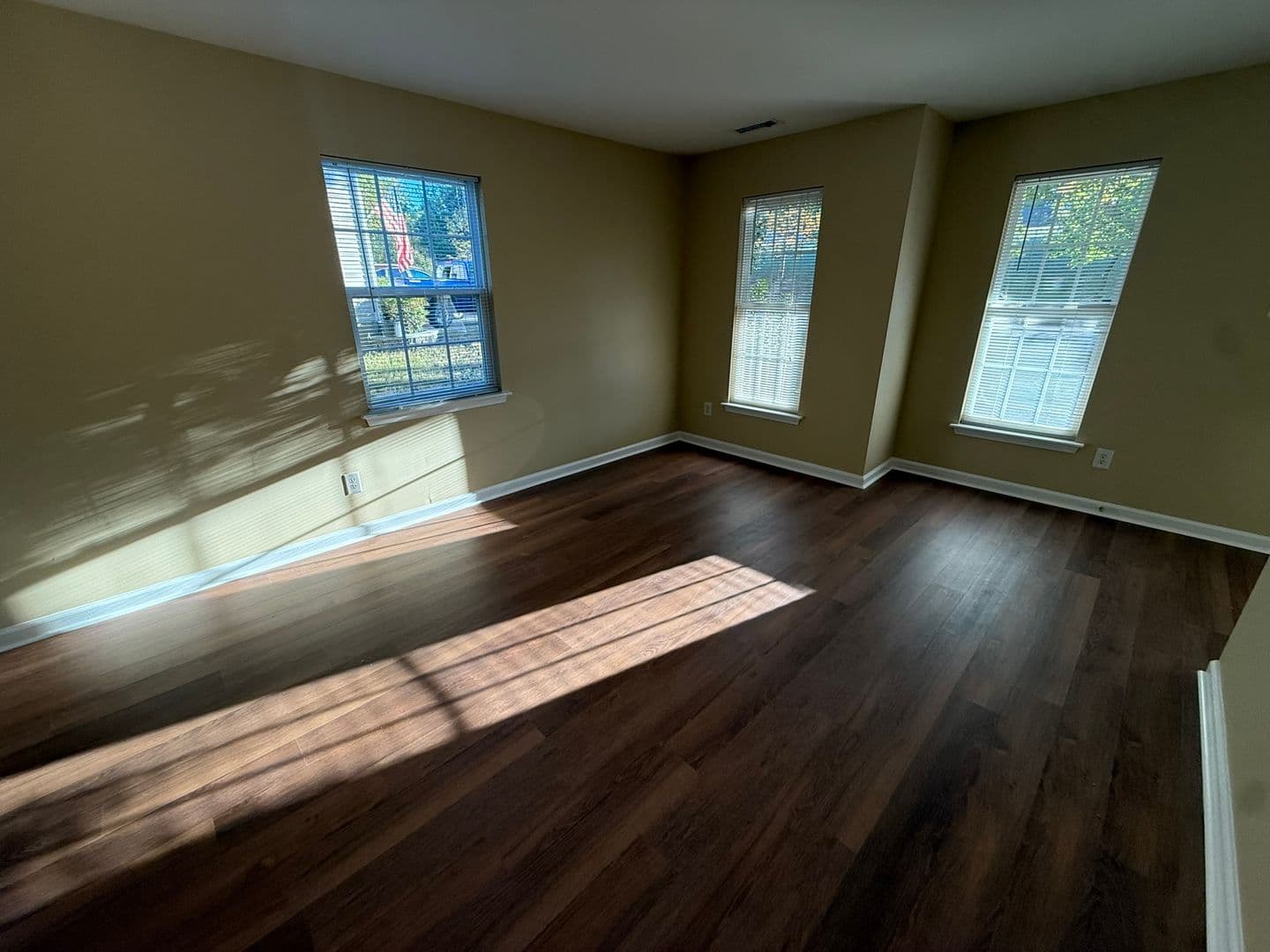 Fuquay Varina House: 1517 Essexwood Drive