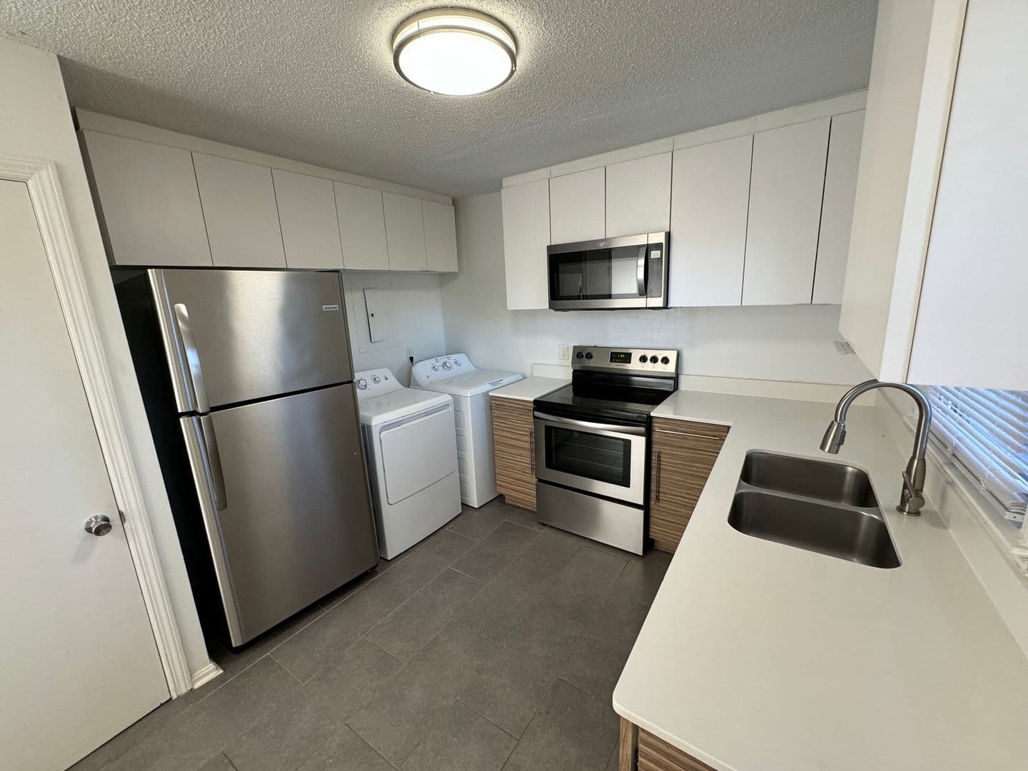 Raleigh Apartment: 3821 Lupton Circle