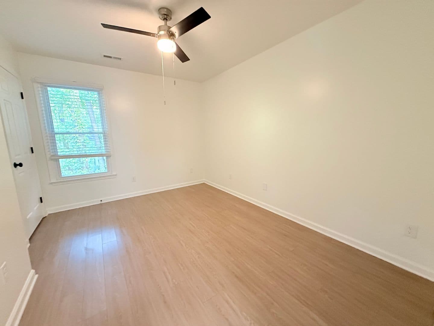 Wake Forest Apartment: 347 C  W Oak Ave