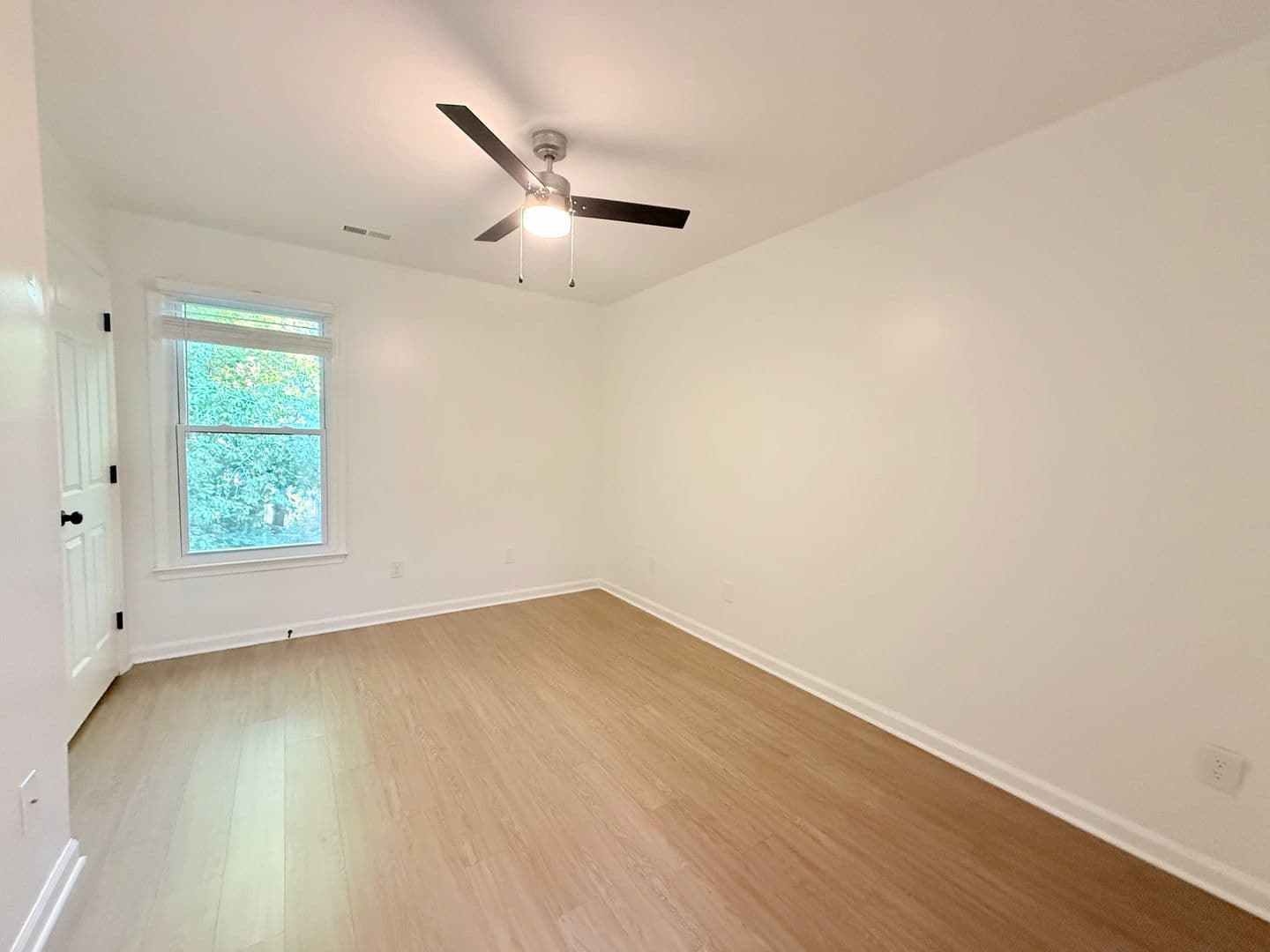 Wake Forest Apartment: 347 C  W Oak Ave