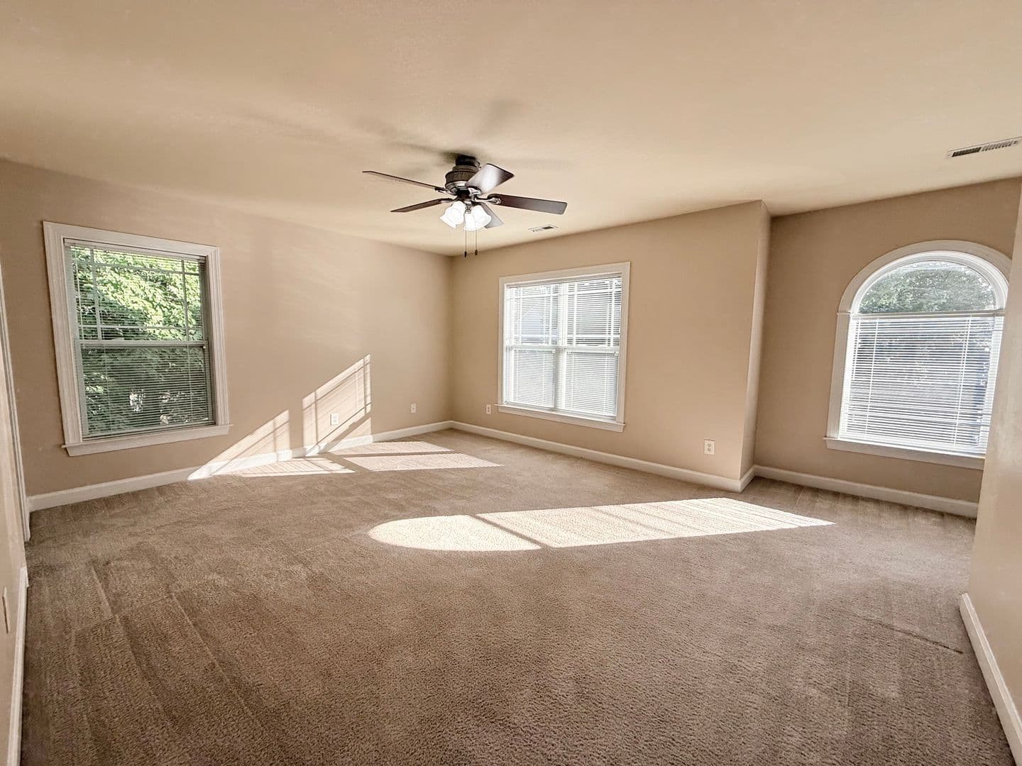 Raleigh House: 4073 Landover Lane