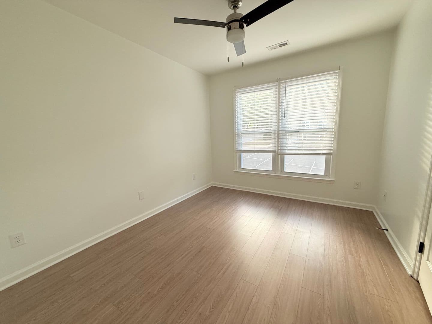 Wake Forest Apartment: 347 C  W Oak Ave