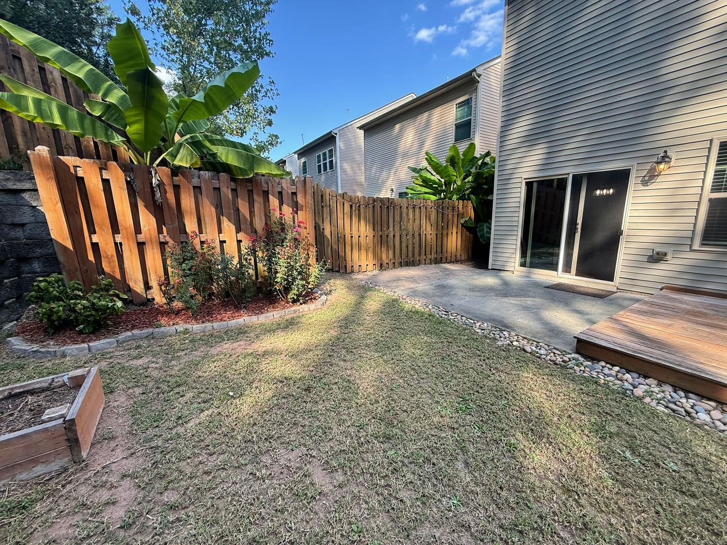 Durham House: 1052 Spacious Skies Lane